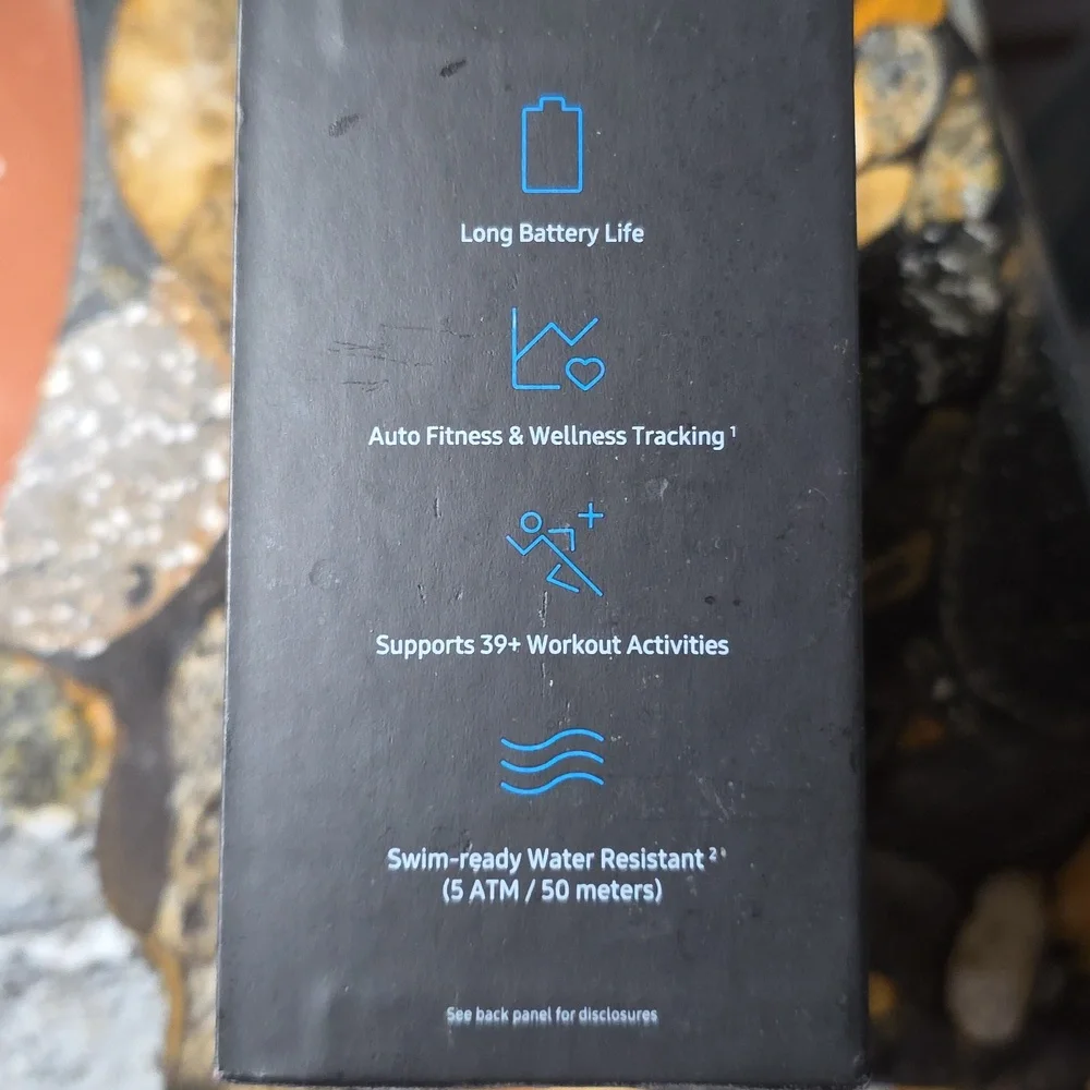 Samsung Rosegold Smartwatch with 5 Bands And Charger